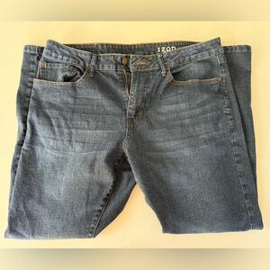 Izod Men's Relaxed Fit Denim Jeans W 34 L 30